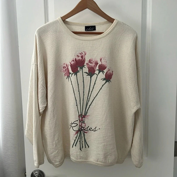 chic Tops - long sleeve top sweater roses . Chic. Woman